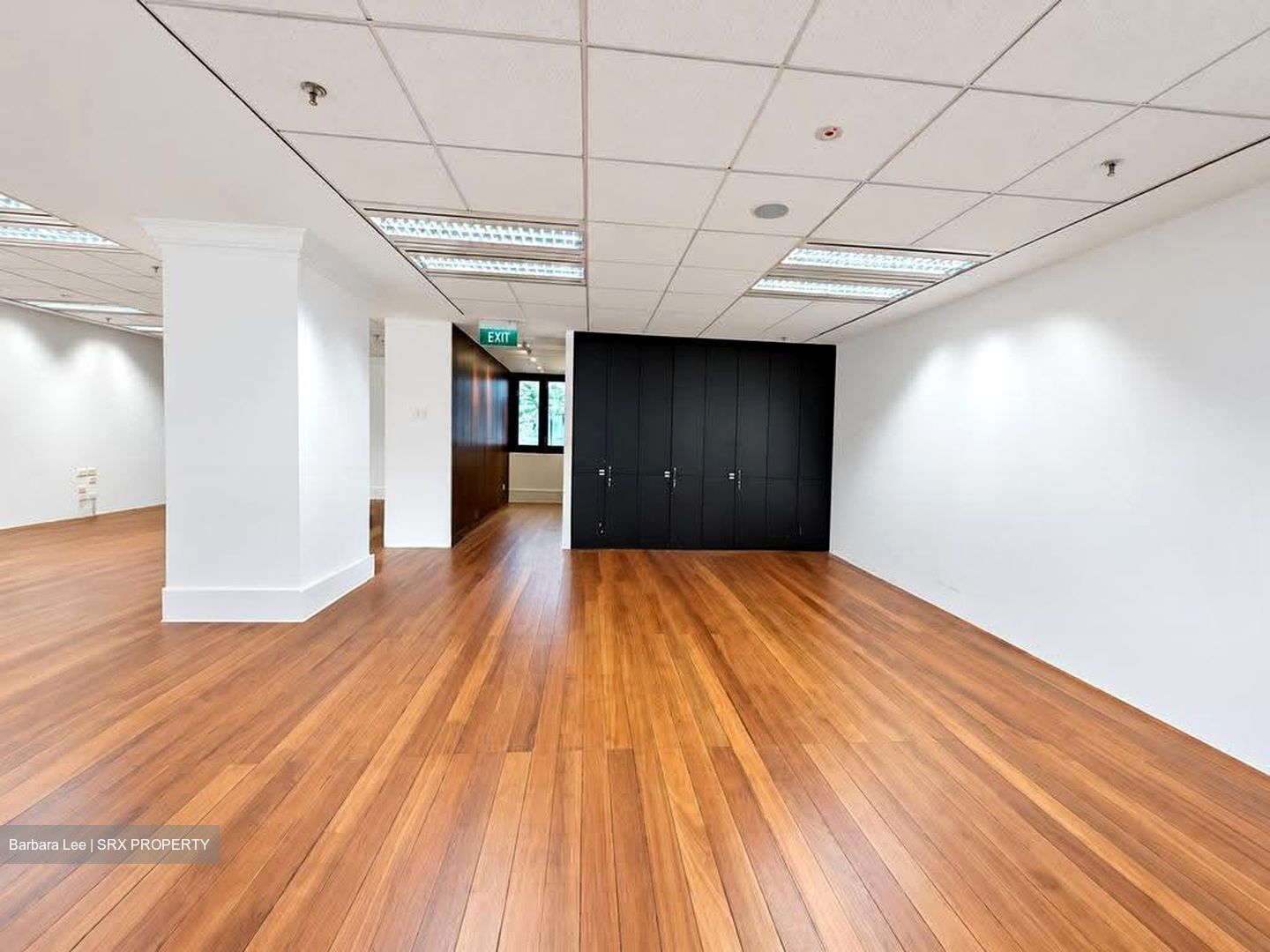 Capital Square (D1), Office #632495671